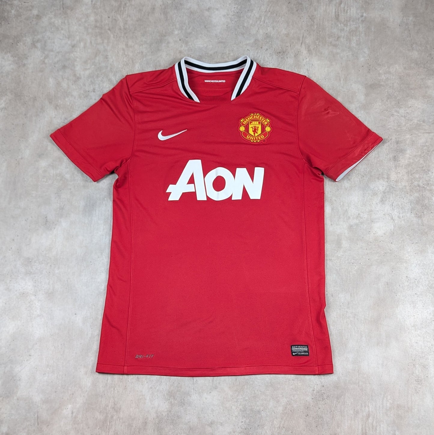 Vintage Manchester United Jersey (M)